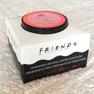 Friends: Clean Like Monica Honeysuckle and Rose Scented Body Polish Exfoliant